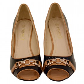 Yasna’s Casual Heel, Soft Foot Bed